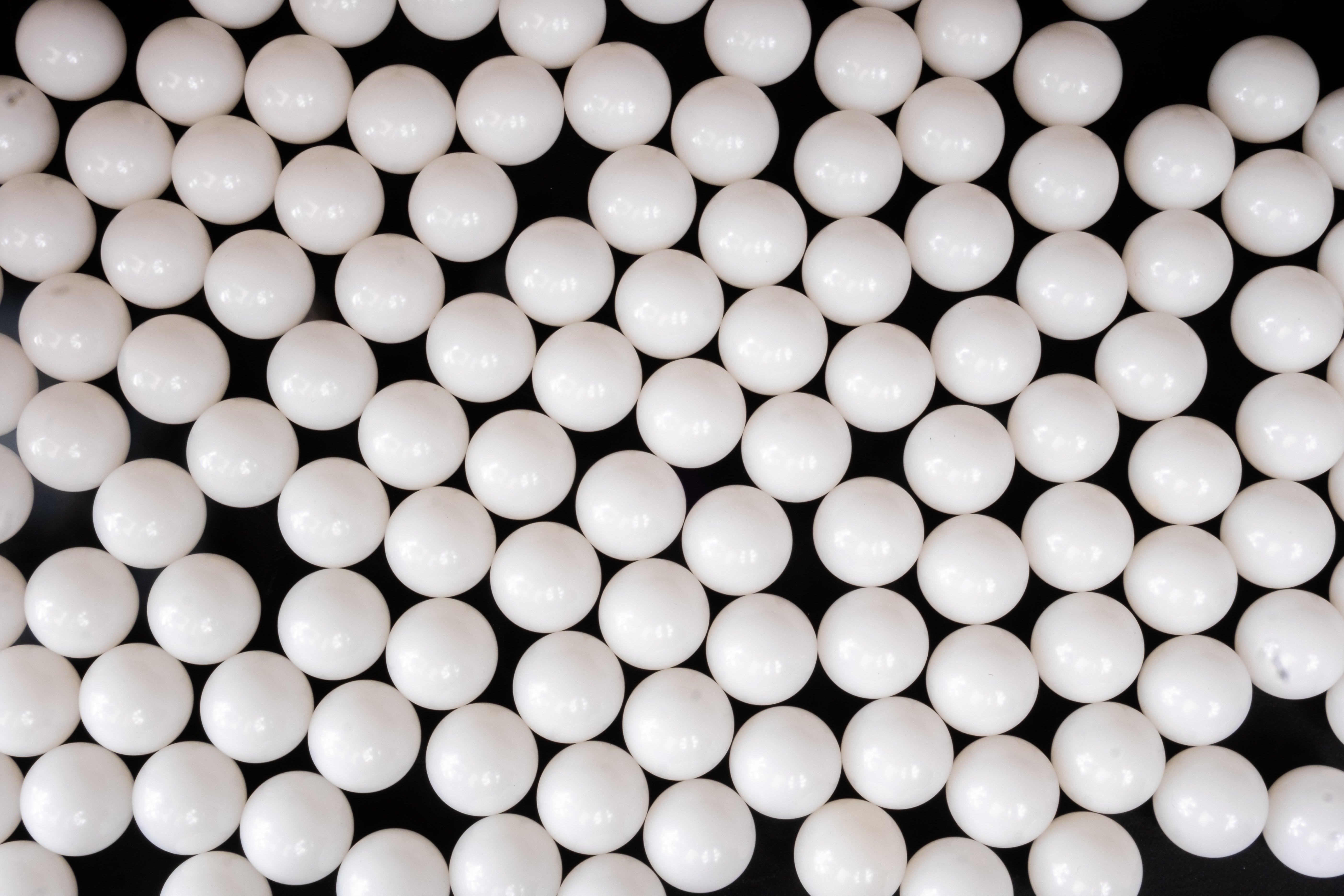 ESFERAS DE POLIACETAL PARA PRATOS DE ALINHAMENTO