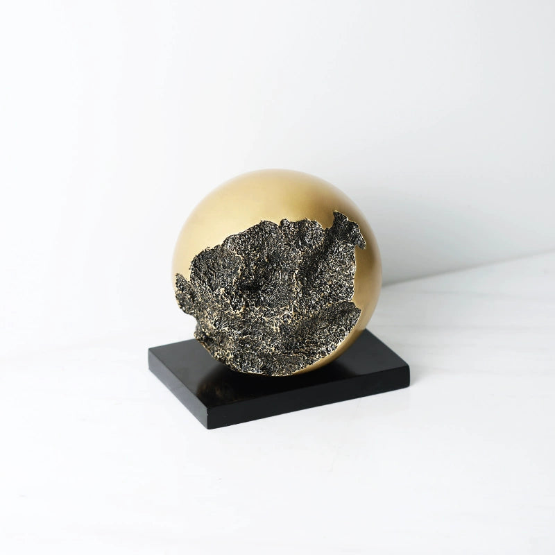 Enfeites de bola geométrica de bronze moderno e minimalista
