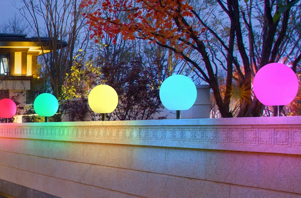 Luminária resort led bola luminosa jardim 20cm 30cm 40cm